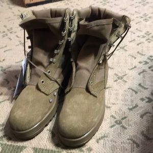 Army combat boots